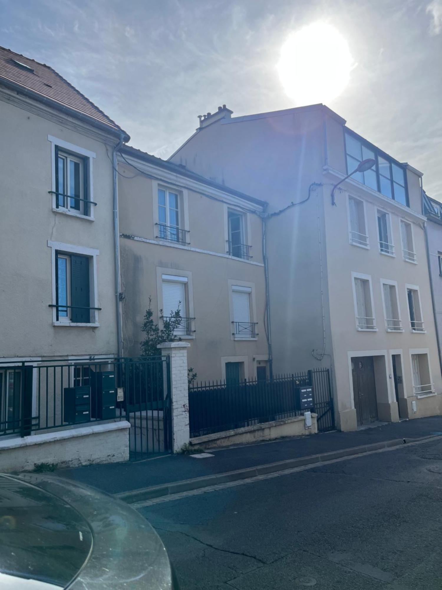 Escale Studio 21M Aeroport Cdg Parc Expo Asterix Gonesse Exterior foto